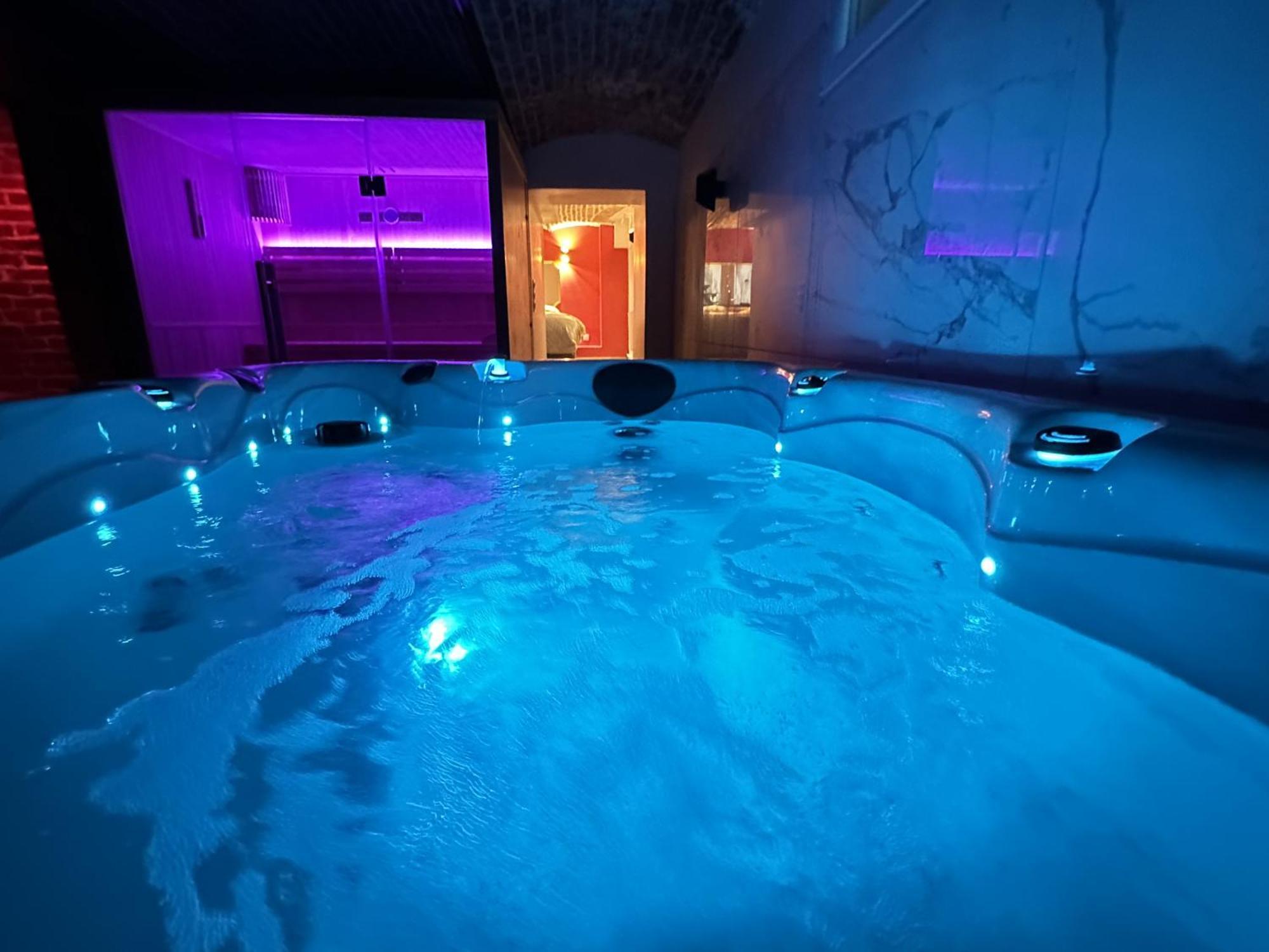 Le Bijou - Appartement, Sauna Et Jacuzzi - Lille Zewnętrze zdjęcie