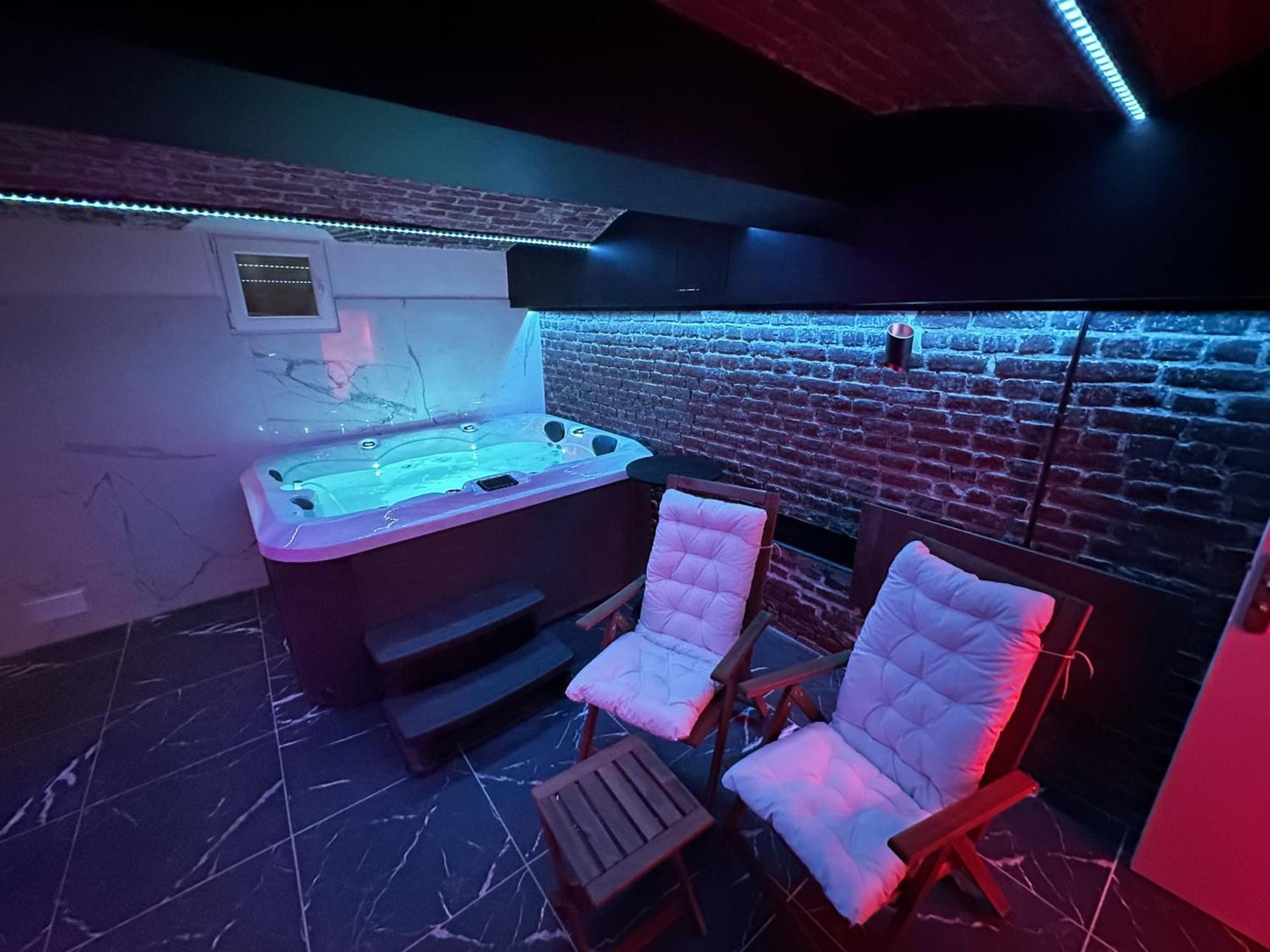 Le Bijou - Appartement, Sauna Et Jacuzzi - Lille Zewnętrze zdjęcie