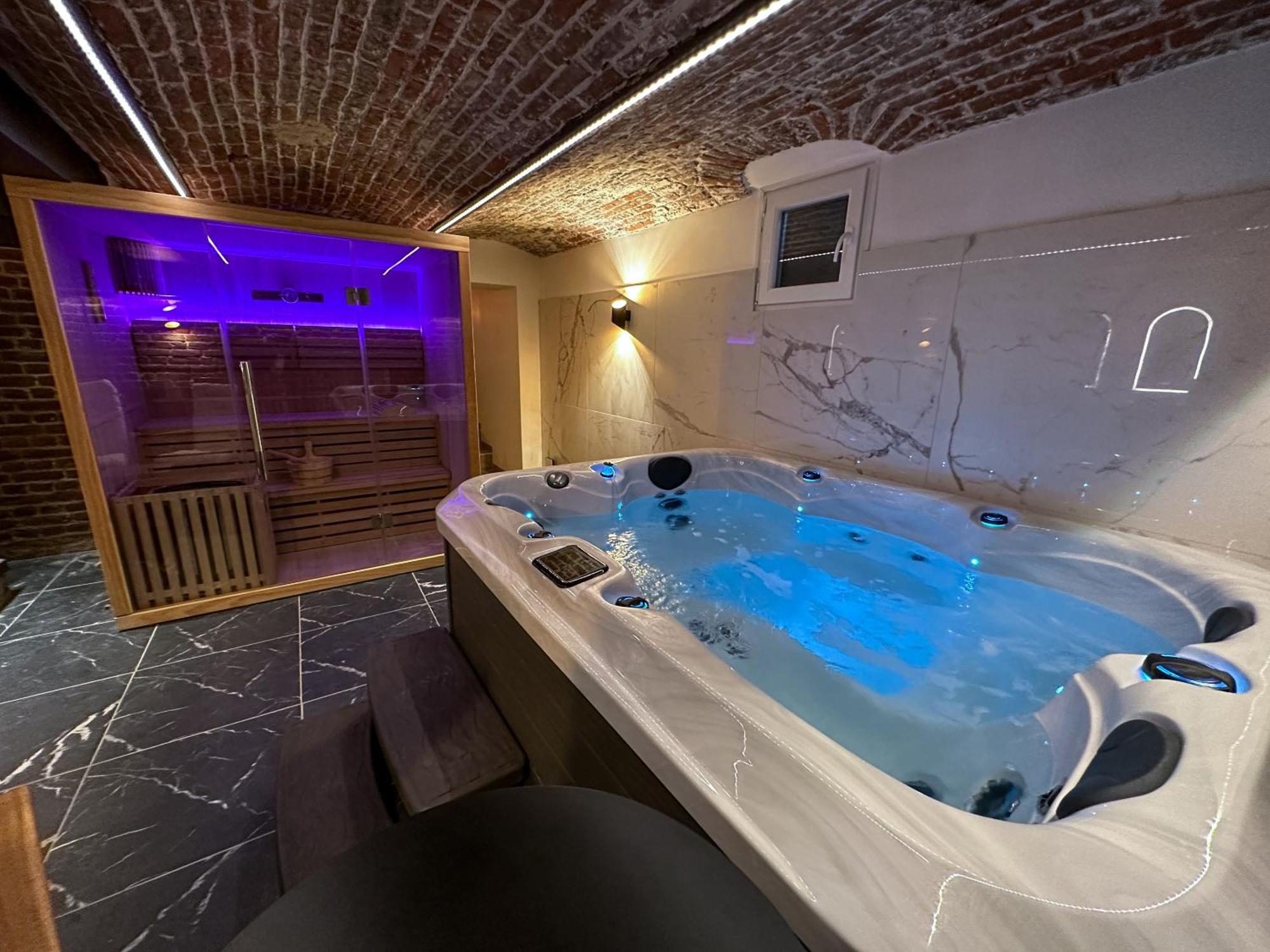 Le Bijou - Appartement, Sauna Et Jacuzzi - Lille Zewnętrze zdjęcie